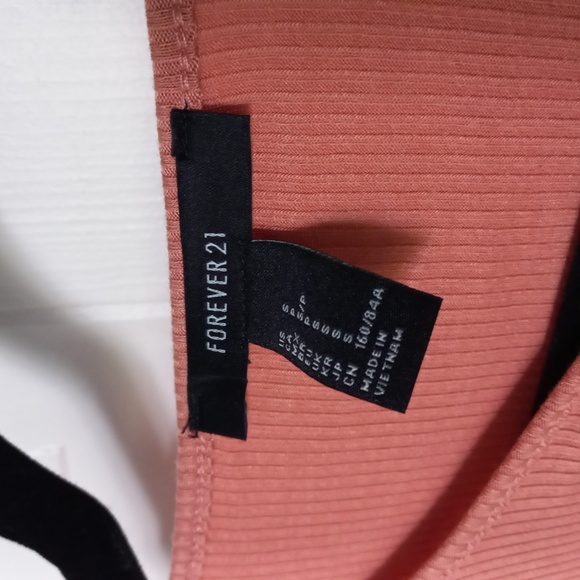 Peach bodysuit Forever 21 - Picture 3 of 5